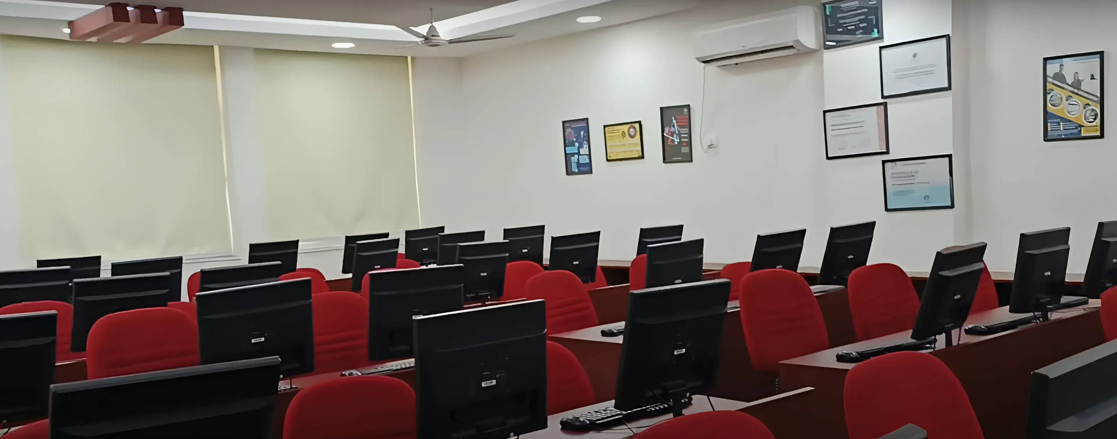 HIMT Group of Institutions Greater Noida Academic Infrastructure photo 5